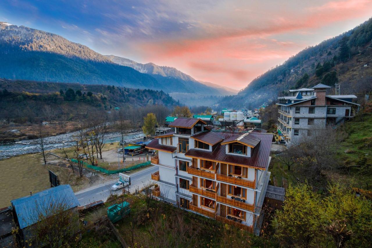Vaibhav Regency Hotel Manali  Exterior photo