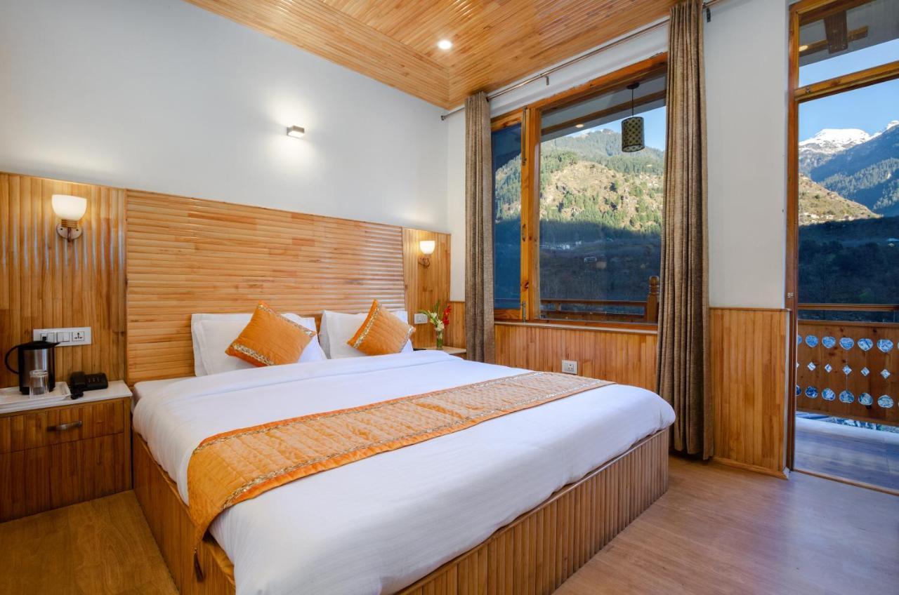 Vaibhav Regency Hotel Manali  Exterior photo