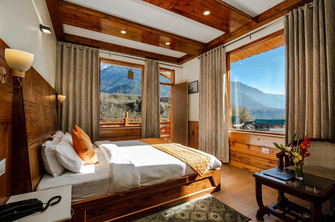 Vaibhav Regency Hotel Manali  Exterior photo